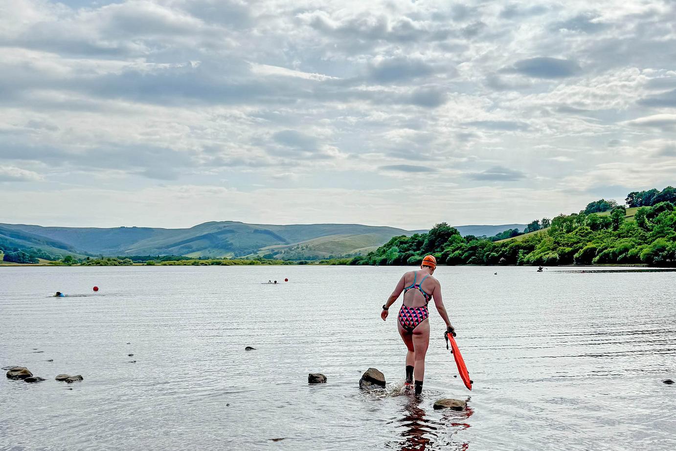 Open water swimming coaching and training in the Lake District with Niamh Lewis